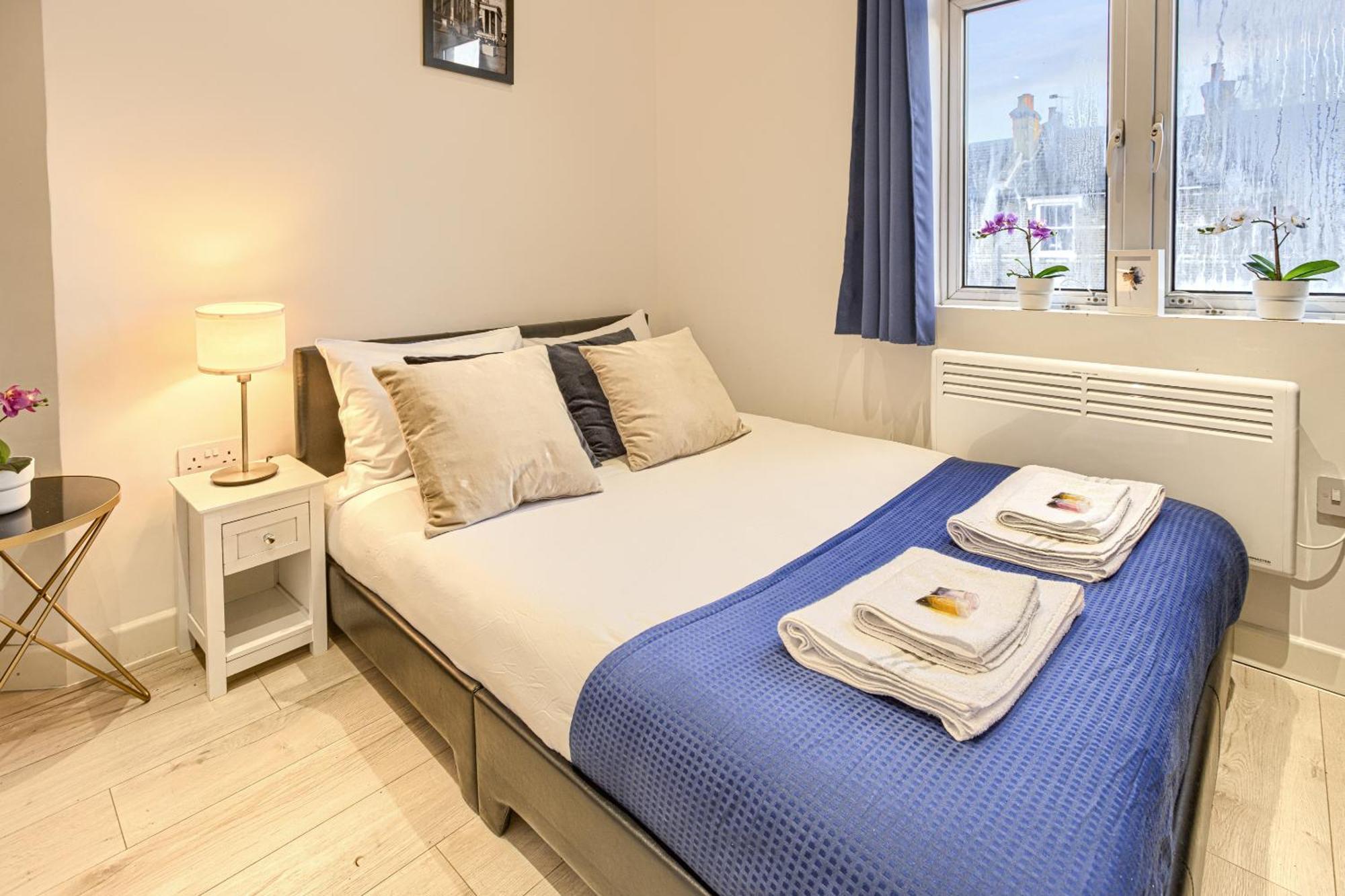 The Finsbury Deluxe Apartments London Rum bild