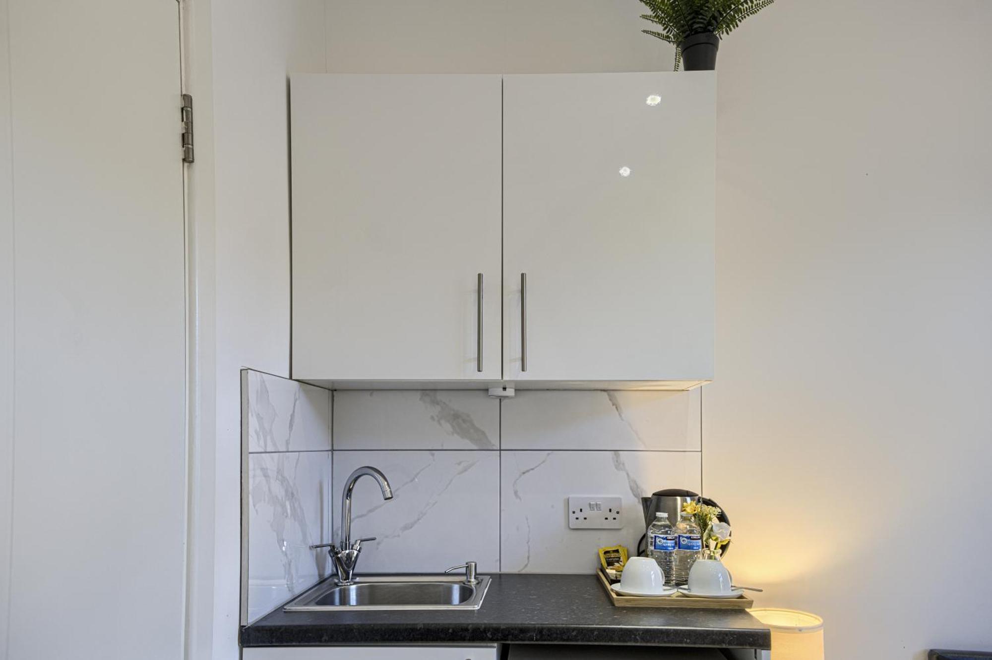 The Finsbury Deluxe Apartments London Rum bild